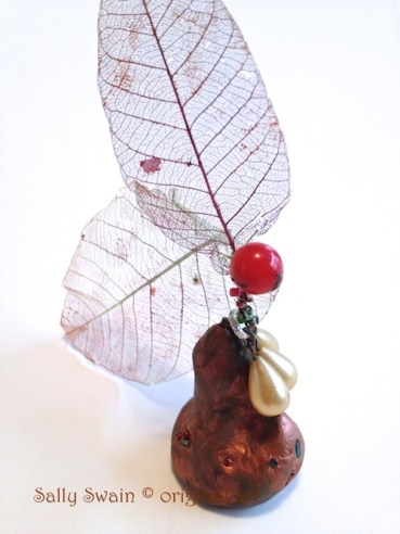 art Swain vision pear sculpture