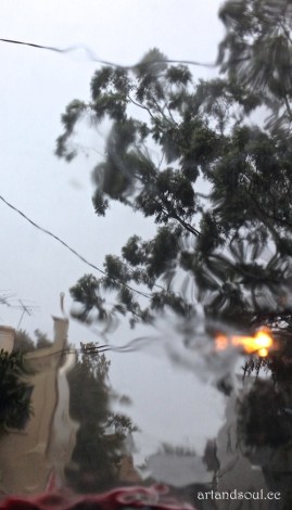 Swain photo car rain